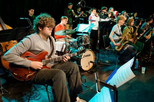 1-37 (1) (1) (1) (1)