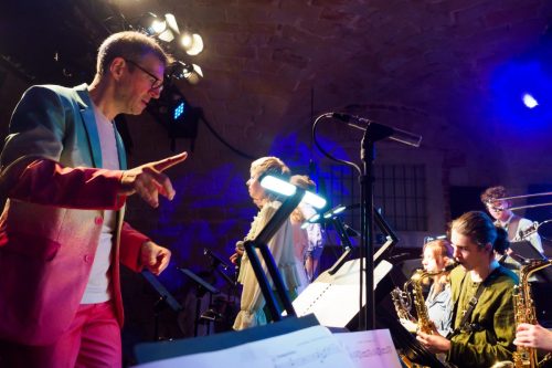 1-86 (1) (1) (1) (1)