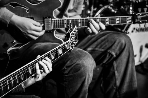 1-9 (1) (1) (1) (1) (1)